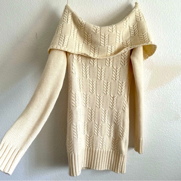 Guess Sweaters - Guess Elegant Cream Sweater